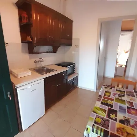 Giannoula Apts Appart hôtel Astrakeri