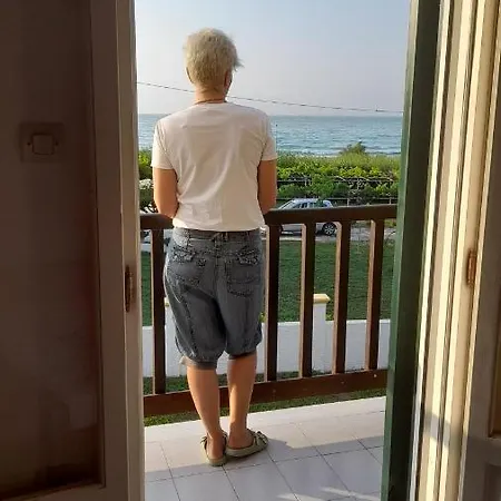 Giannoula Apts Astrakeri